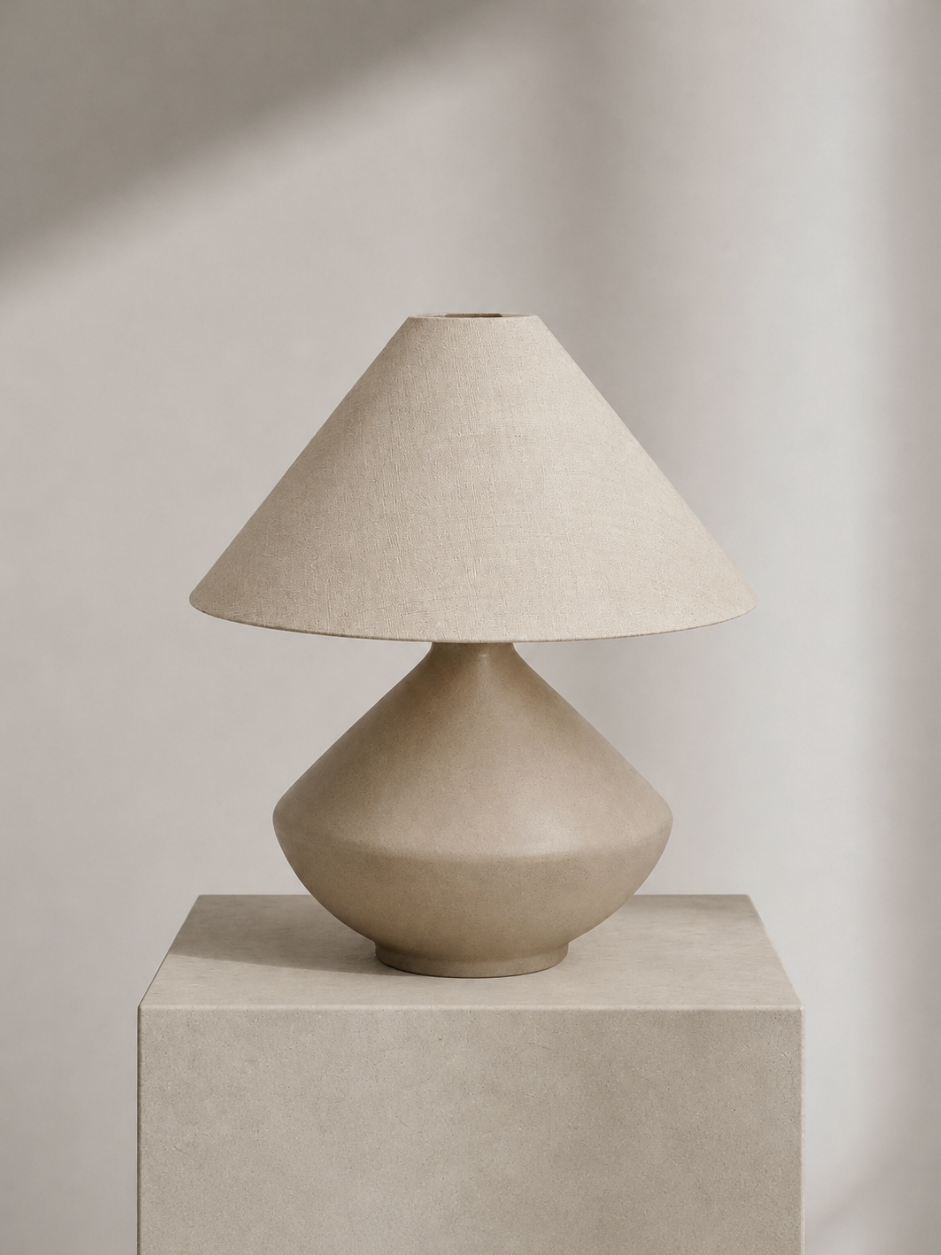 Léonie Table Lamp