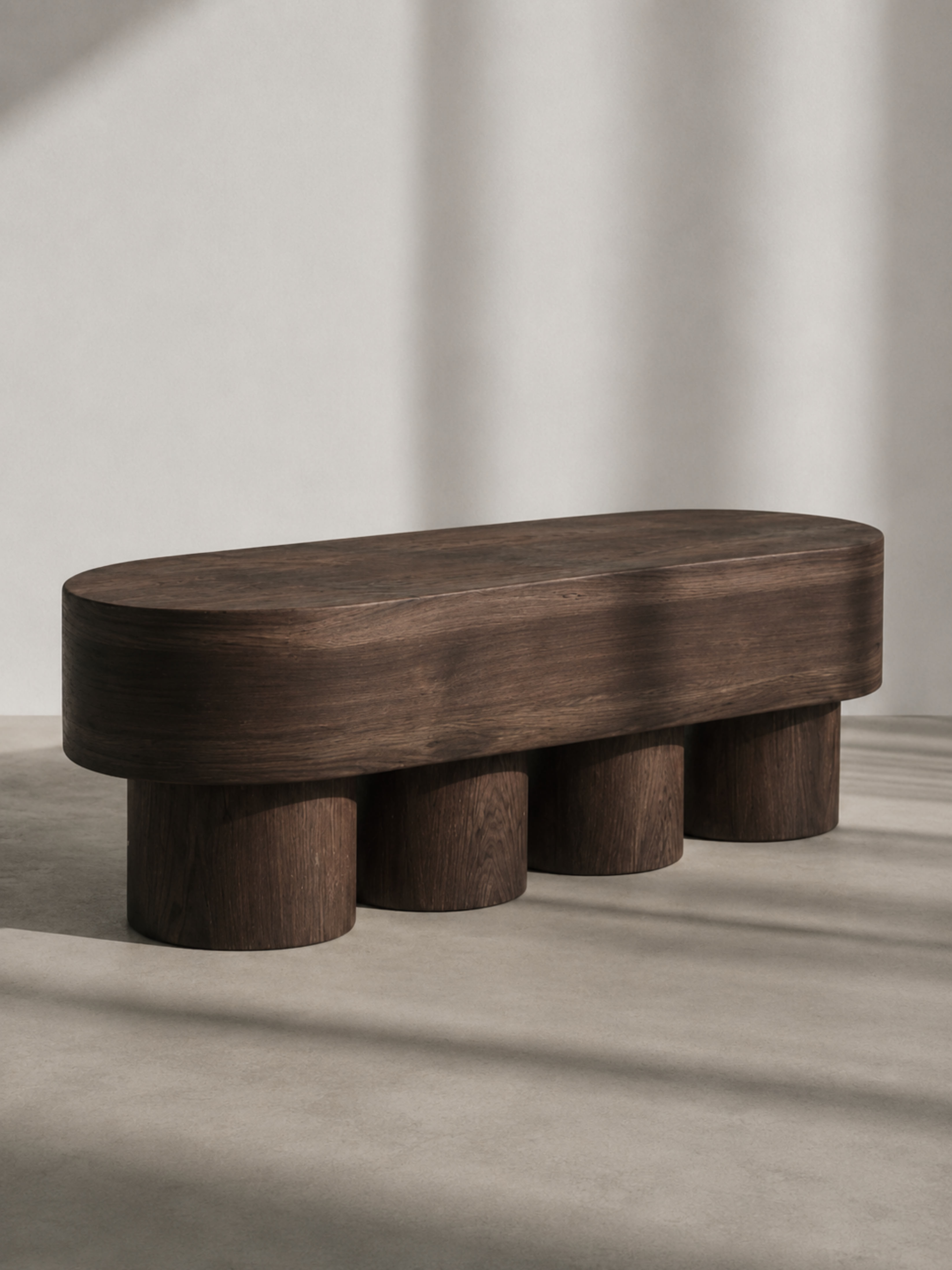 Monique Bench